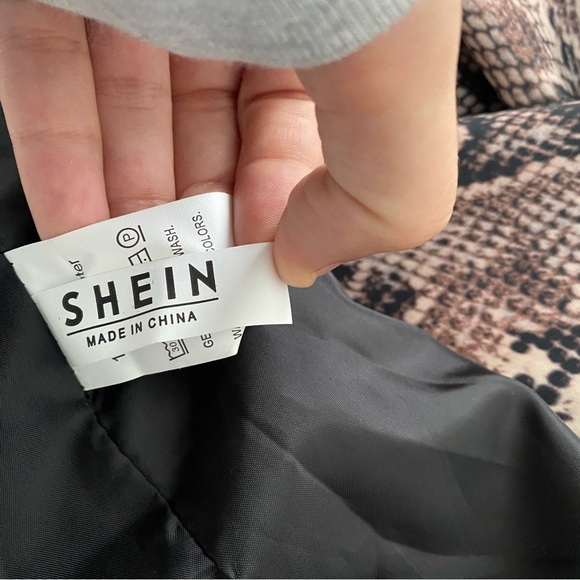 SHEIN | Snakeskin print open blazer - Picture 9 of 11